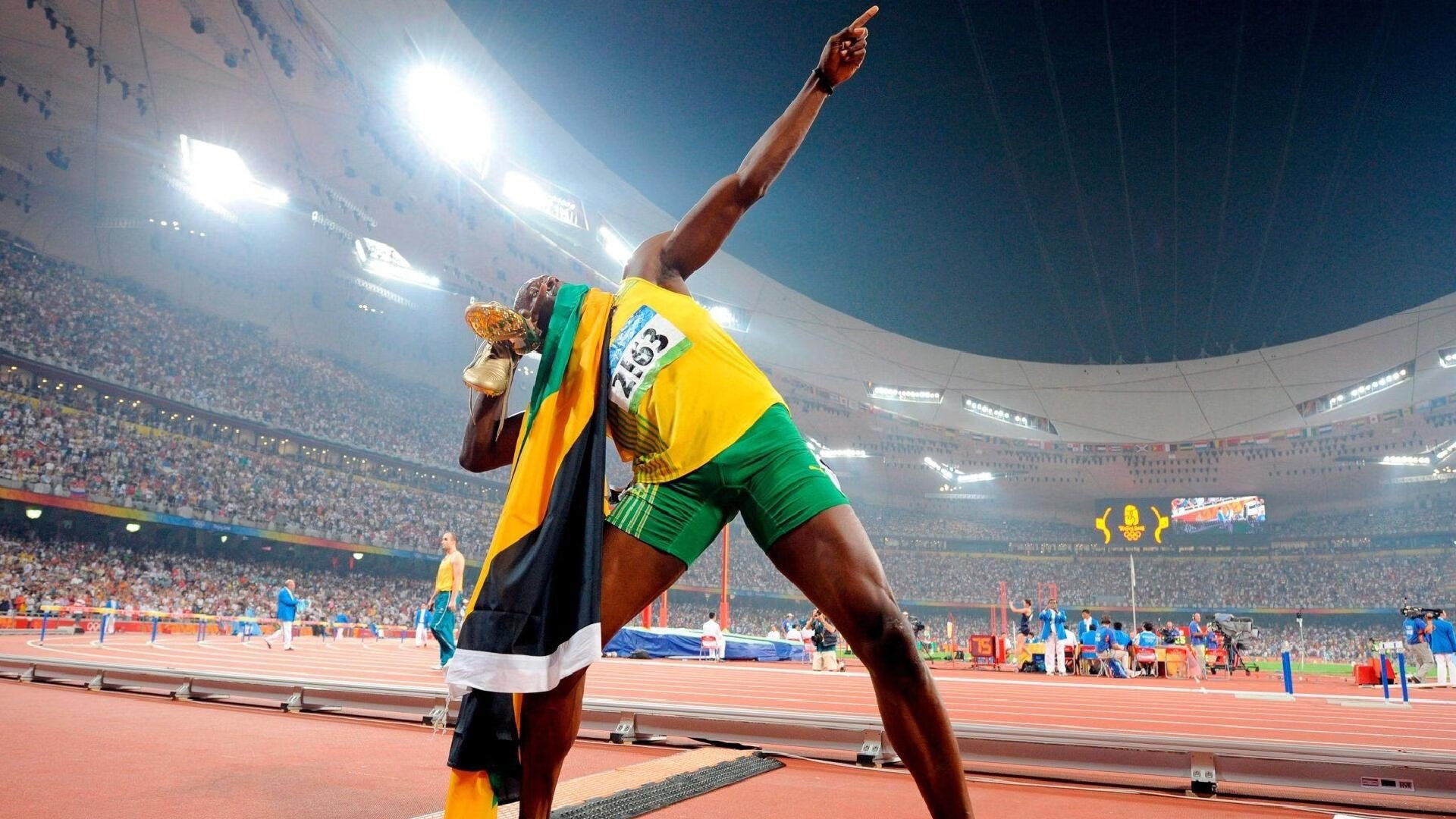 激烈角逐！全国田径锦标赛接力赛上演巅峰对决_28圈